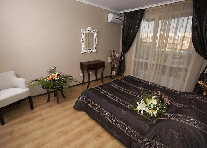 Апартхотел The Red