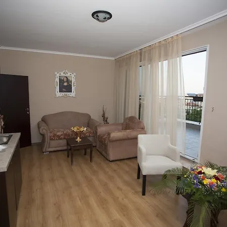 The Red Apartahotel Lozenets